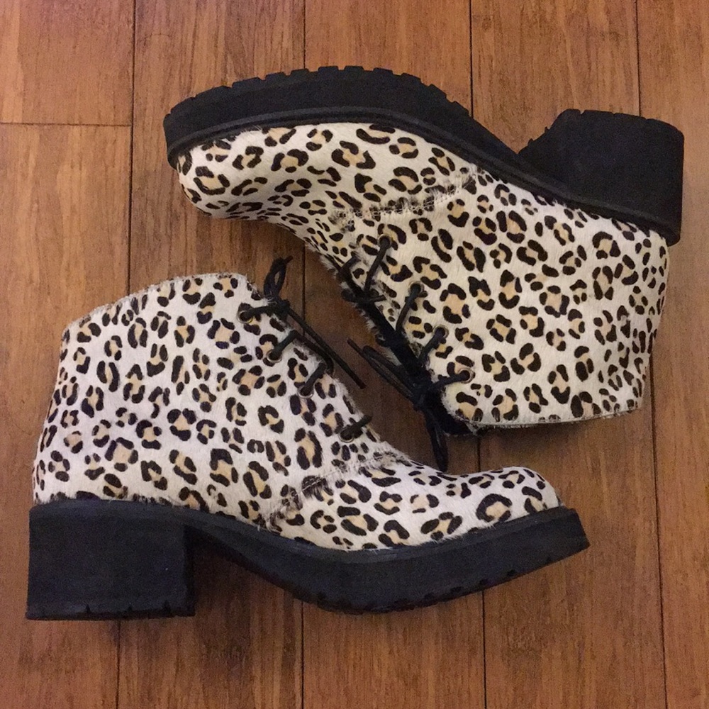 Asos 9.5 leopard print calf hair ankle boots